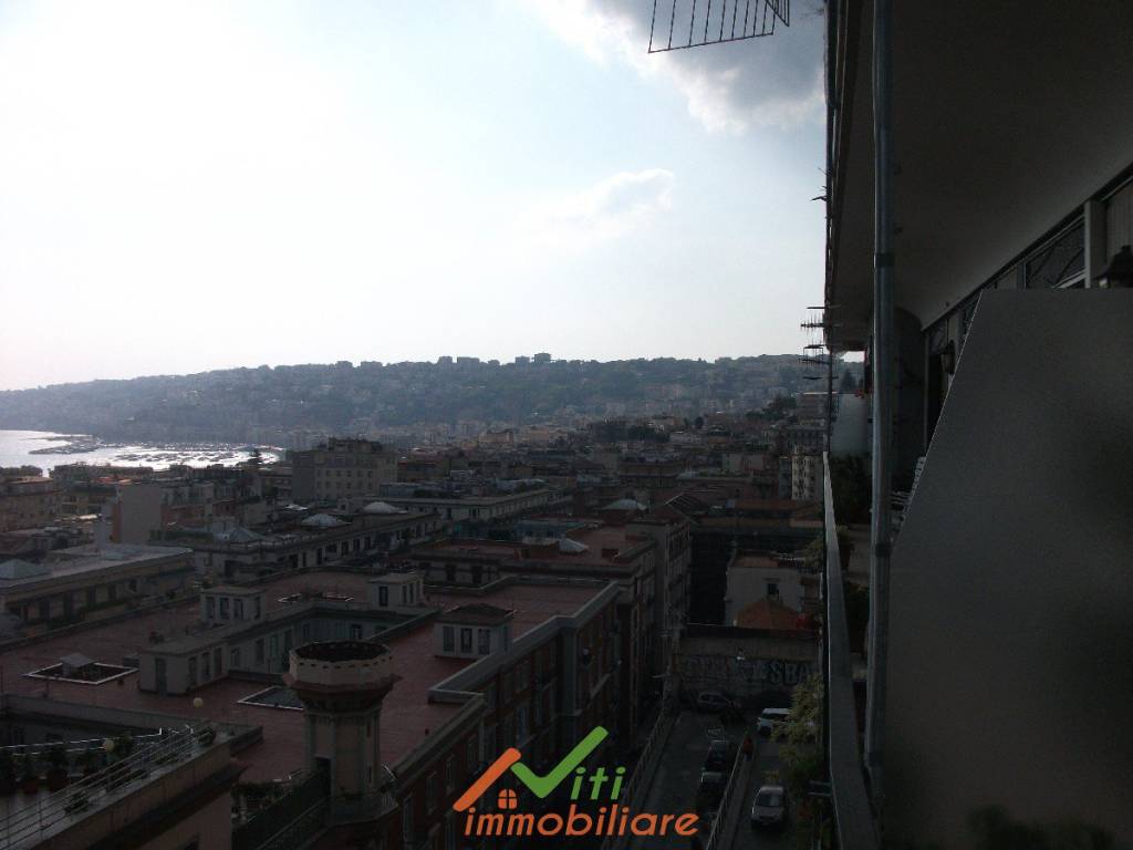 appartamento in affitto a Napoli in zona Chiaia
