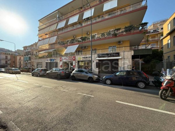 monolocale in affitto a Napoli in zona Chiaia