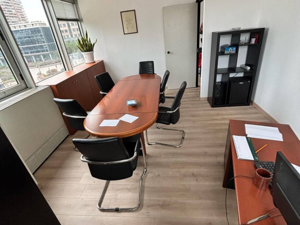 ufficio in affitto a Napoli in zona Poggioreale