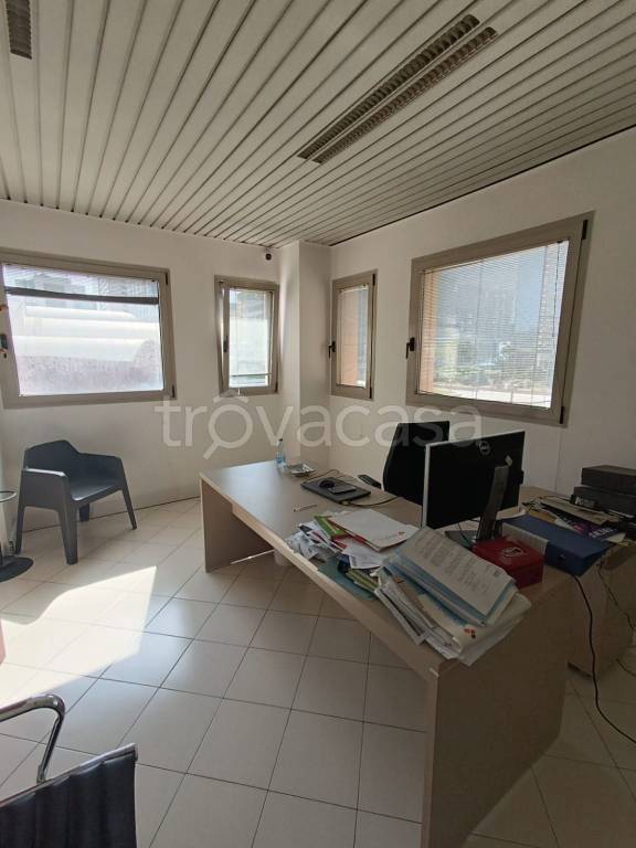 ufficio in affitto a Napoli