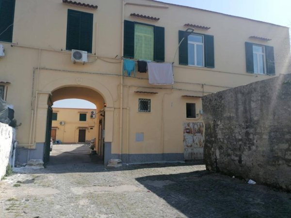 appartamento in affitto a Napoli in zona Capodimonte / Colli Aminei