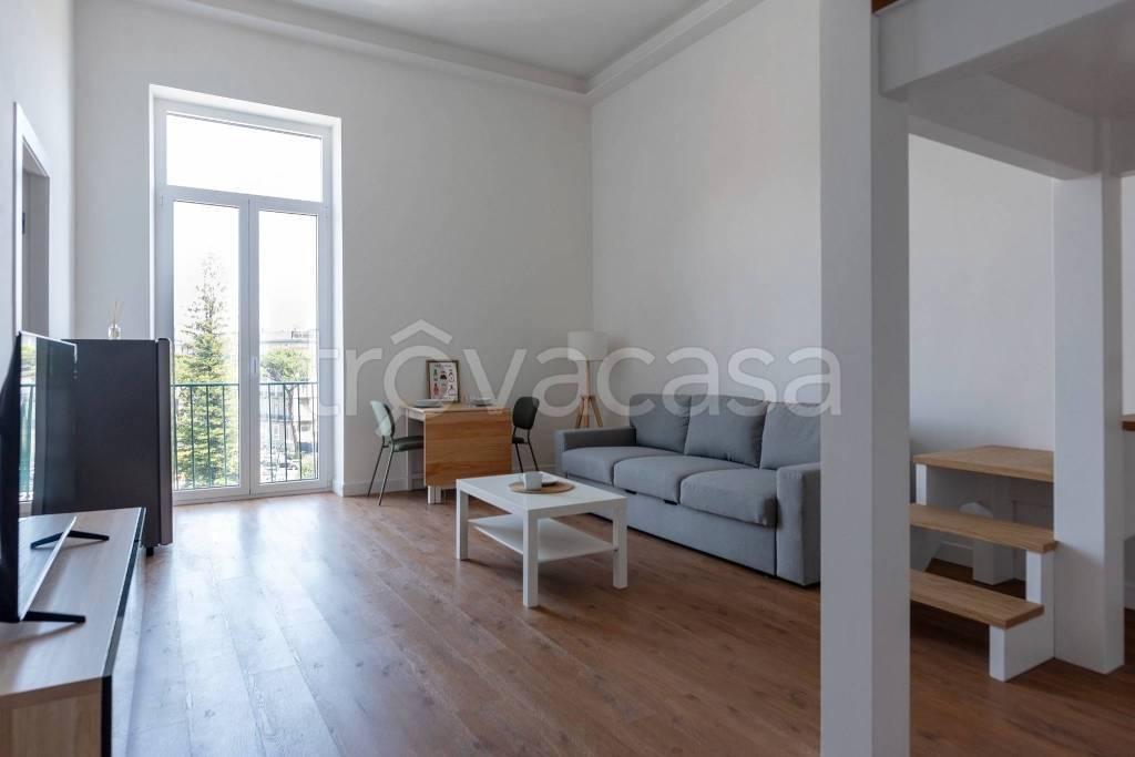 appartamento in affitto a Napoli in zona Chiaia