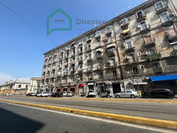 negozio in affitto a Napoli in zona Vicaria