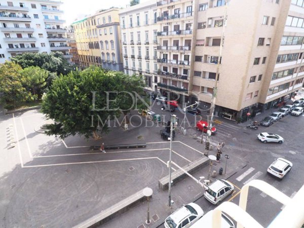 appartamento in affitto a Napoli in zona Chiaia