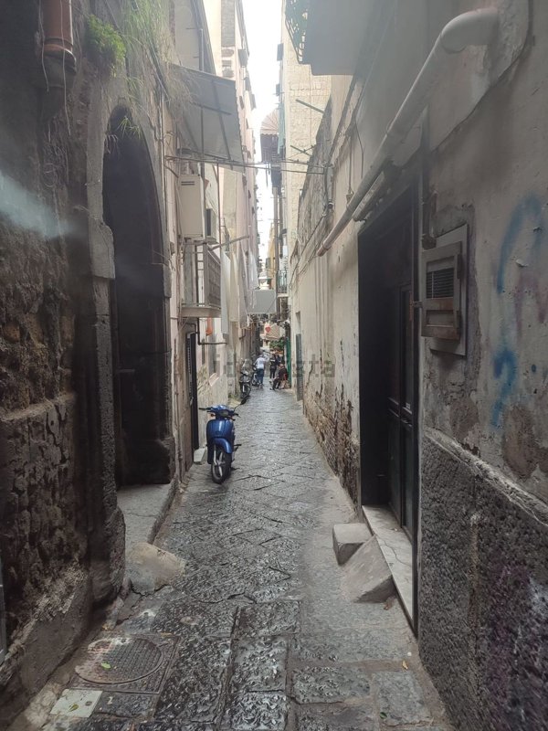 appartamento in affitto a Napoli in zona Stella