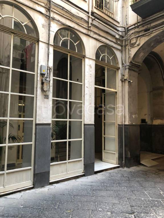 appartamento in affitto a Napoli in zona Chiaia
