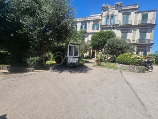 appartamento in affitto a Napoli in zona Posillipo