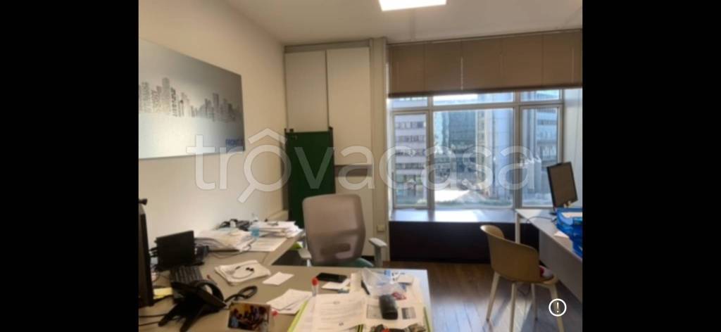 ufficio in affitto a Napoli
