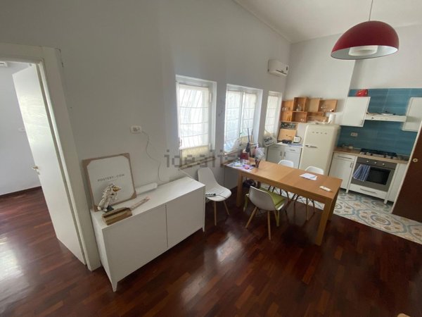 appartamento in affitto a Napoli in zona Chiaia