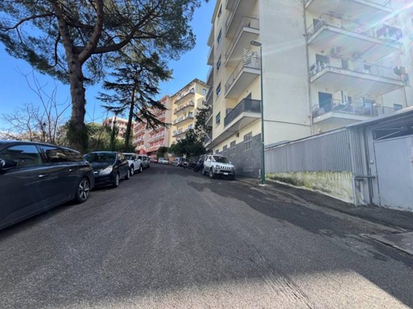 appartamento in affitto a Napoli in zona Posillipo