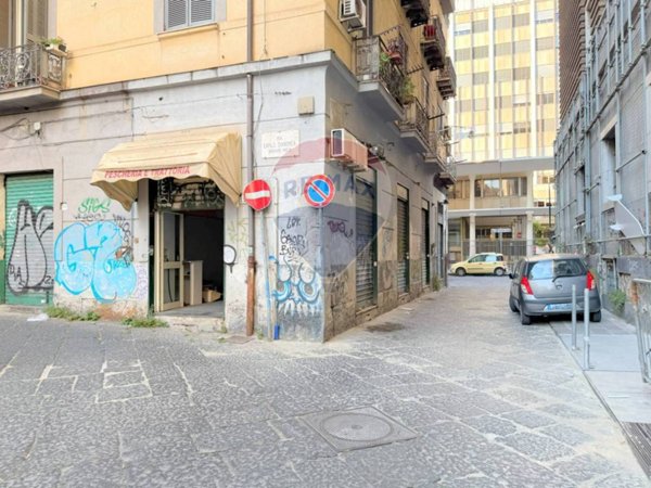 appartamento in affitto a Napoli in zona Porto