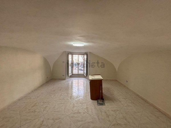 appartamento in affitto a Napoli in zona San Carlo all'Arena