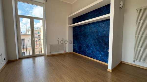 appartamento in affitto a Napoli in zona Chiaia