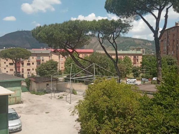 appartamento in affitto a Napoli in zona Soccavo