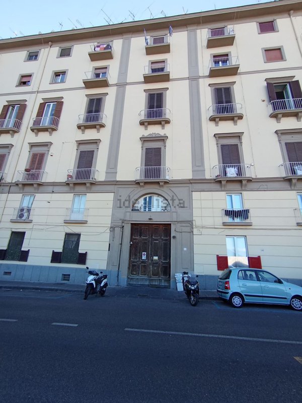 appartamento in affitto a Napoli in zona Chiaia