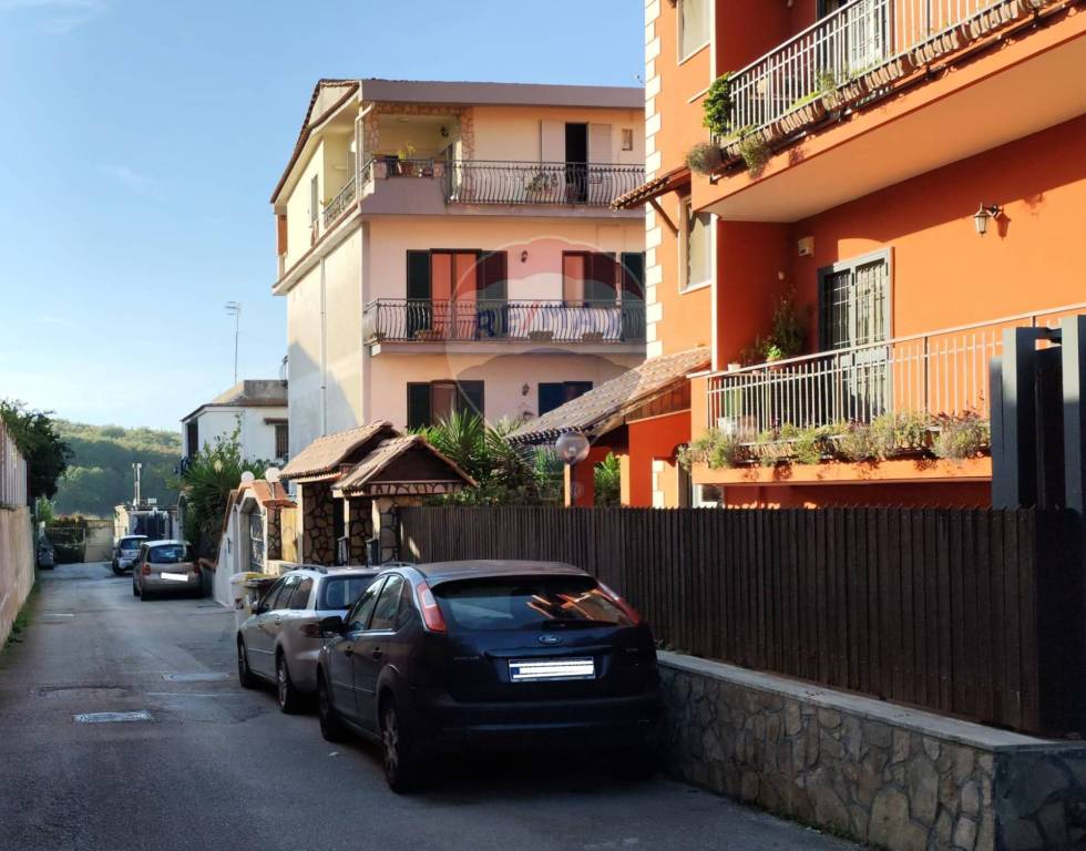 appartamento in affitto a Napoli in zona Chiaiano