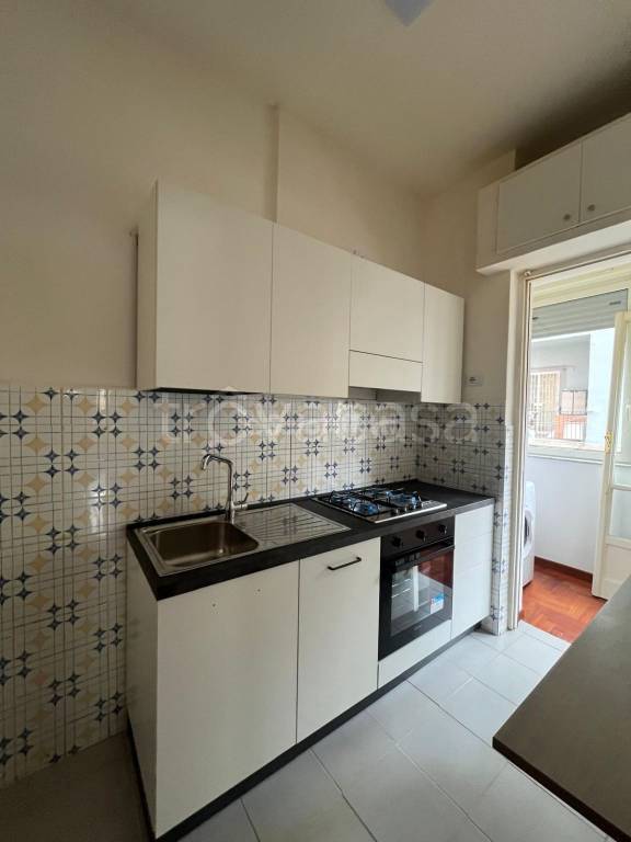 appartamento in affitto a Napoli in zona Chiaia