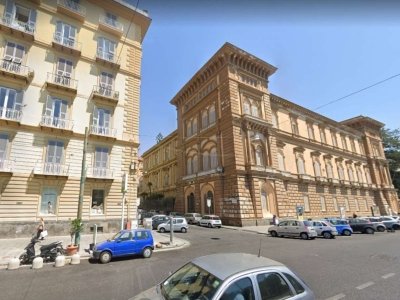 ufficio in affitto a Napoli in zona Chiaia