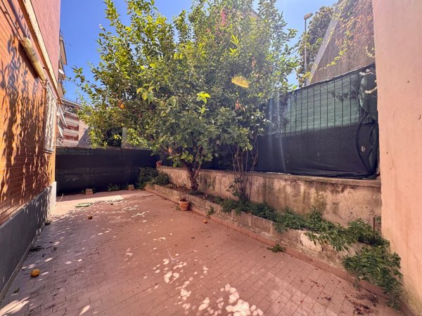 appartamento in affitto a Napoli in zona Capodimonte / Colli Aminei
