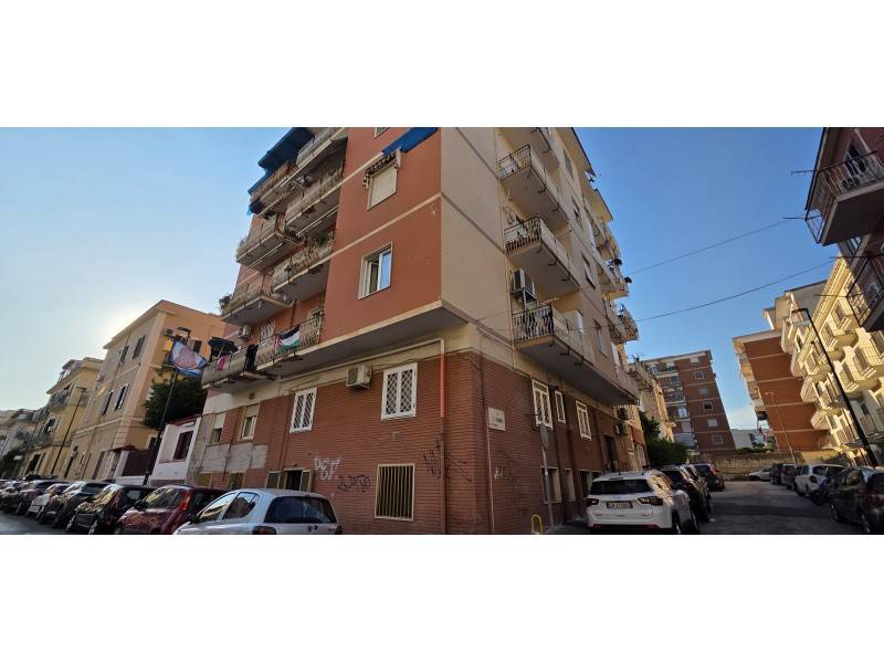appartamento in affitto a Napoli in zona Bagnoli