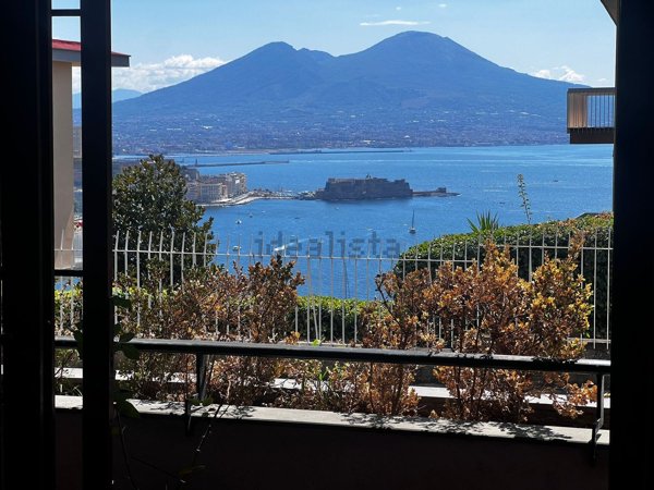 appartamento in affitto a Napoli in zona Posillipo