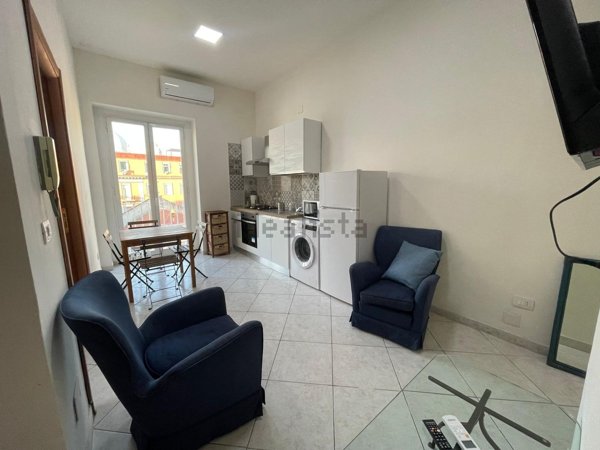 appartamento in affitto a Napoli in zona Pendino / San Giuseppe
