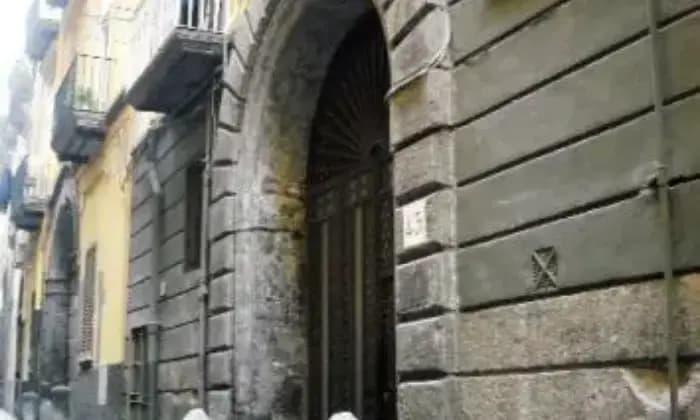 appartamento in affitto a Napoli in zona Chiaia
