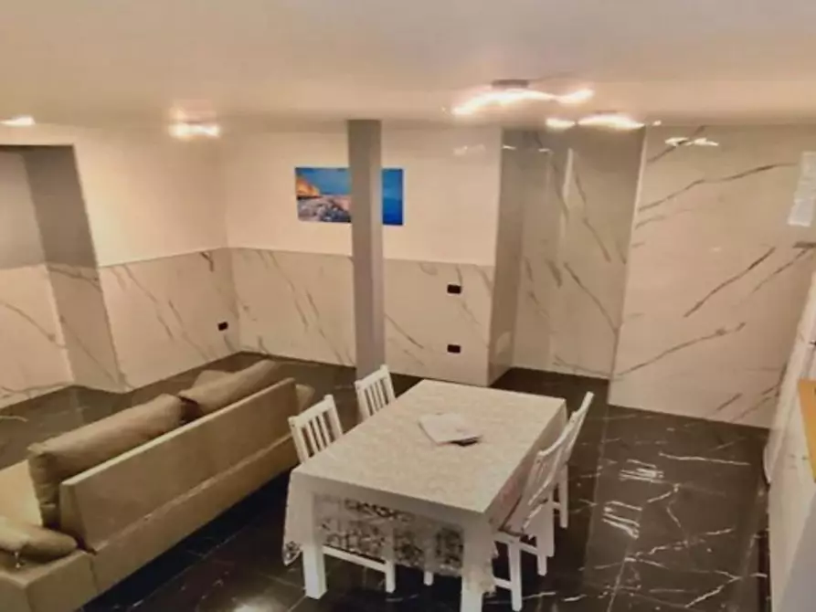 appartamento in affitto a Napoli
