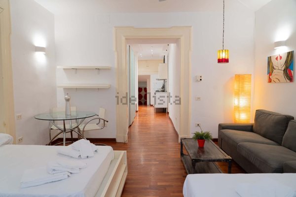 appartamento in affitto a Napoli in zona Chiaia