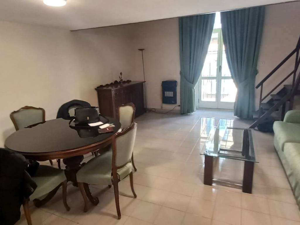 appartamento in affitto a Napoli