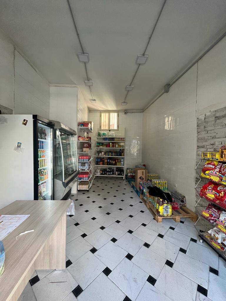 locale commerciale in affitto a Napoli in zona Soccavo