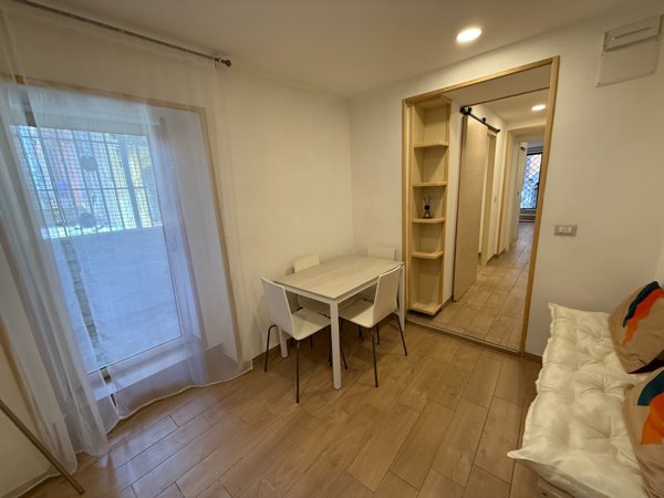 appartamento in affitto a Napoli in zona Chiaia