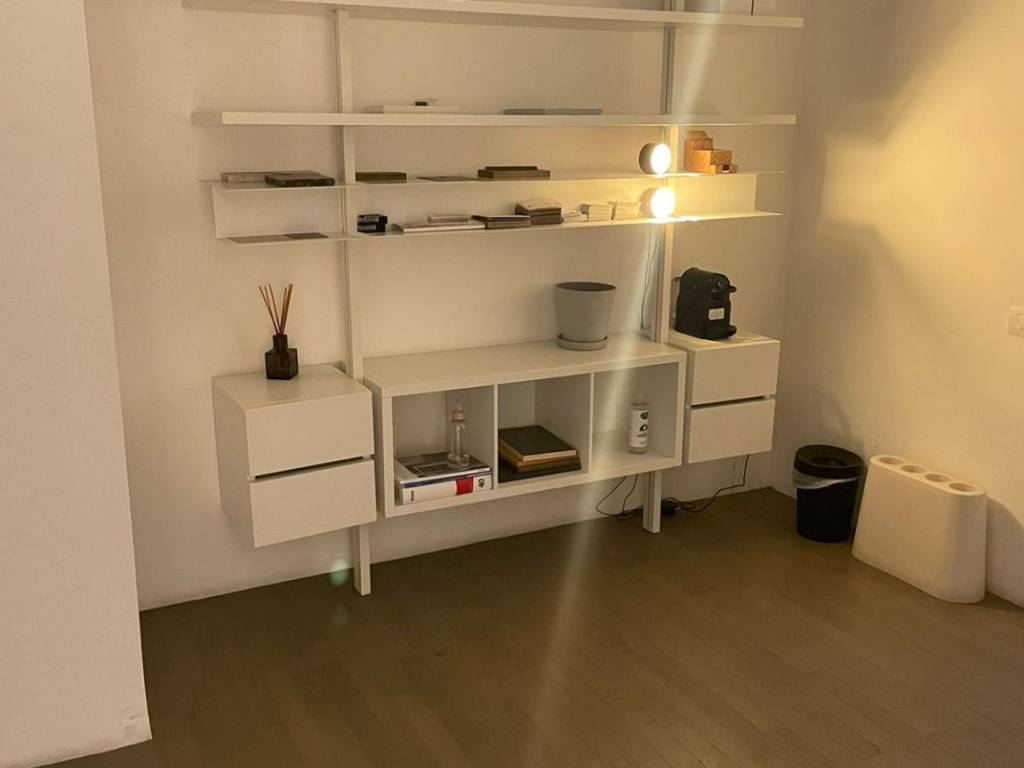 ufficio in affitto a Napoli in zona Chiaia