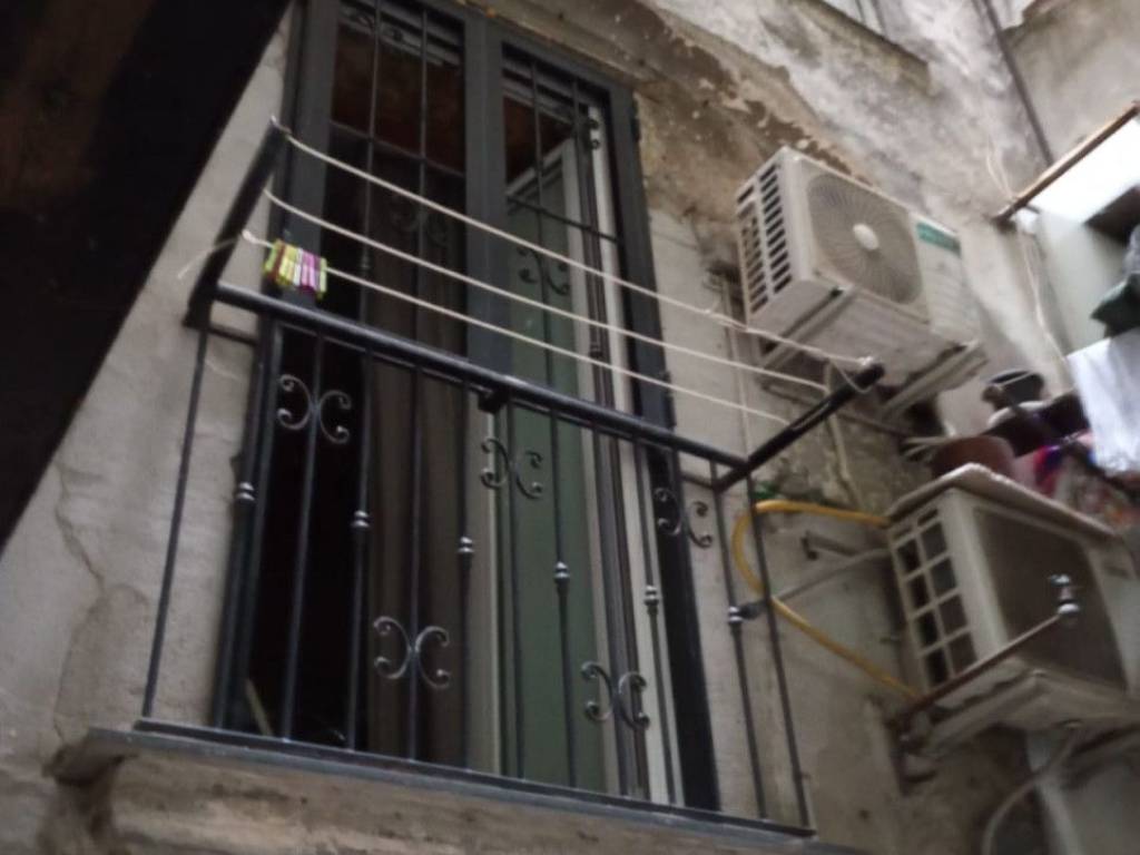 appartamento in affitto a Napoli in zona Stella