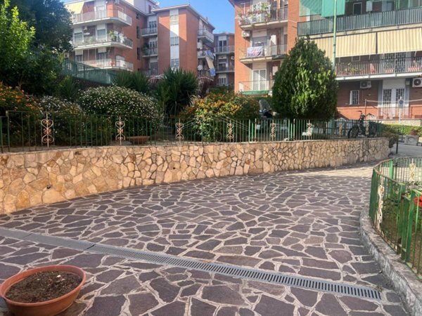 appartamento in affitto a Napoli in zona Bagnoli