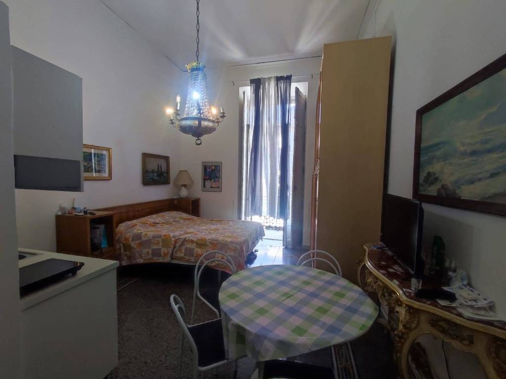 monolocale in affitto a Napoli
