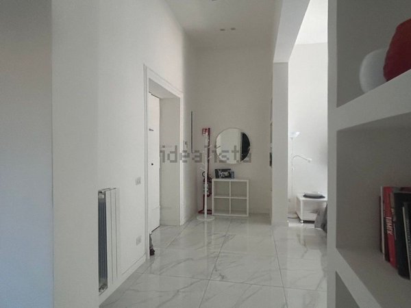 appartamento in affitto a Napoli in zona Chiaia
