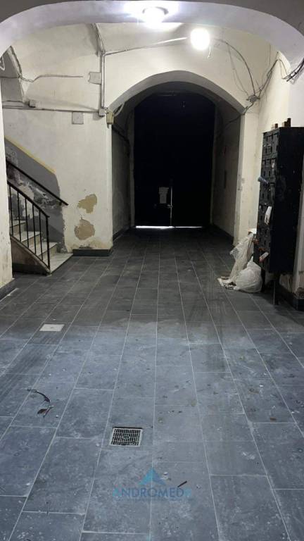 quadrivano in affitto a Napoli