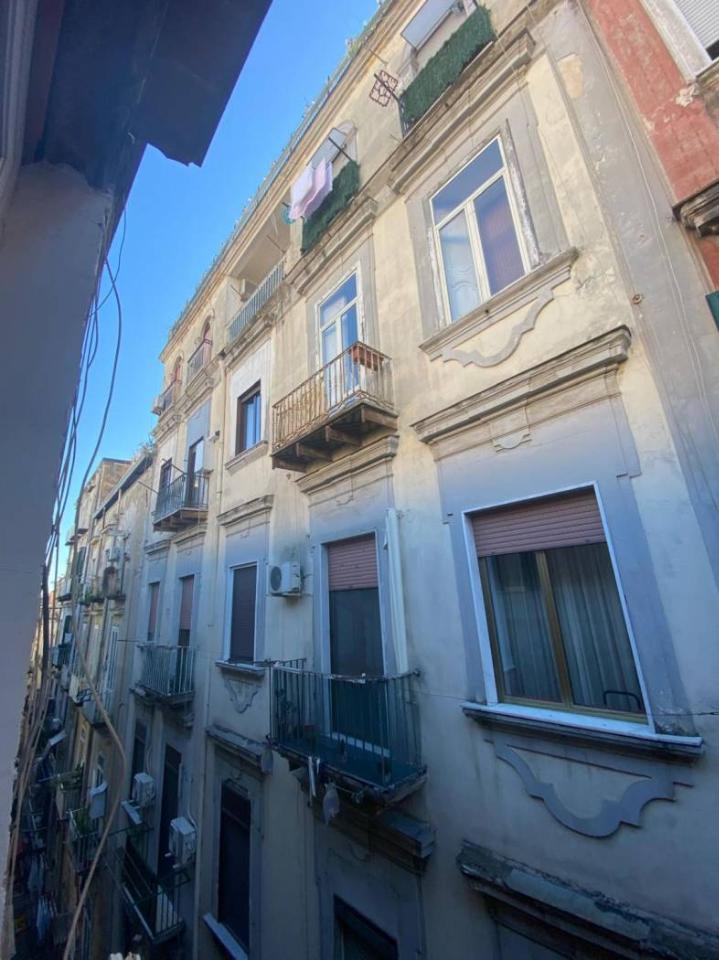 appartamento in affitto a Napoli in zona Chiaia