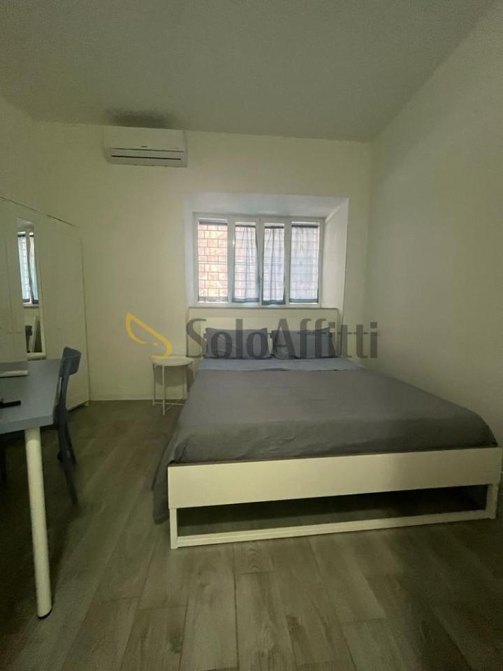 appartamento in affitto a Napoli in zona Stella