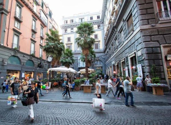 ufficio in affitto a Napoli