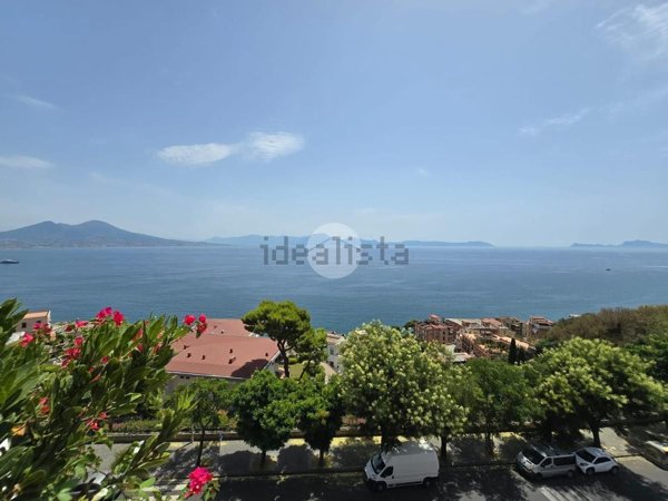 appartamento in affitto a Napoli in zona Posillipo