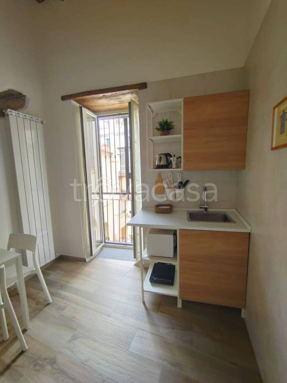 appartamento in affitto a Napoli in zona San Ferdinando