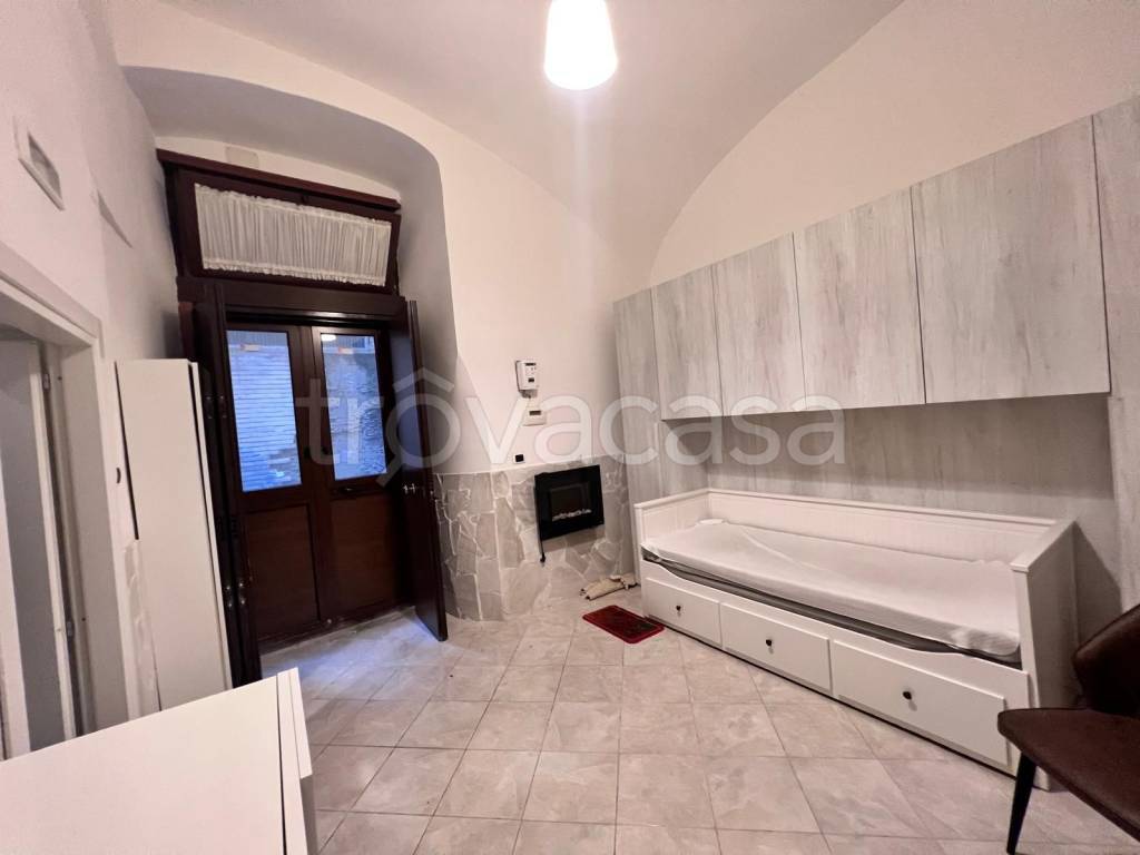 appartamento in affitto a Napoli in zona Chiaia