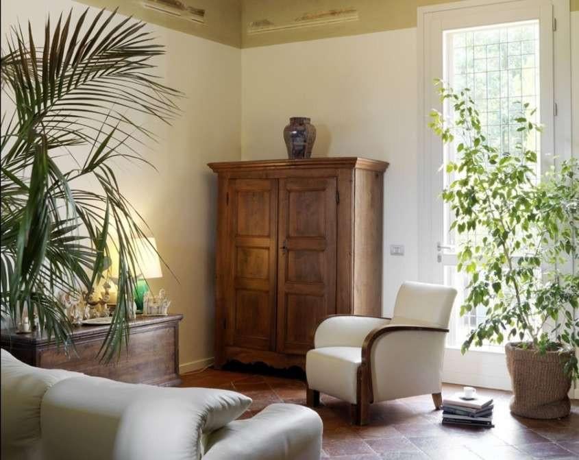 casa indipendente in affitto a Napoli in zona Vicaria