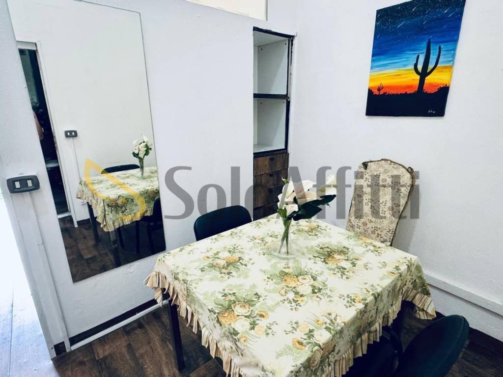 appartamento in affitto a Napoli in zona Stella