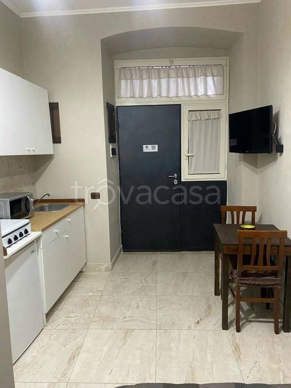 appartamento in affitto a Napoli in zona Mercato