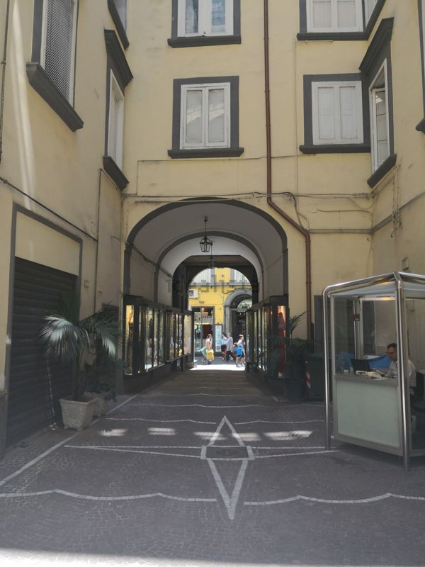 appartamento in affitto a Napoli in zona San Ferdinando