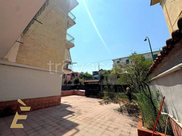 appartamento in affitto a Napoli in zona Piscinola