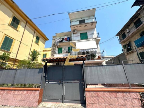 appartamento in affitto a Napoli in zona Piscinola